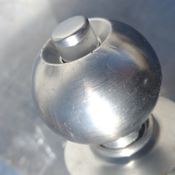 Silver Door Knob Set - Picture 2 of 3